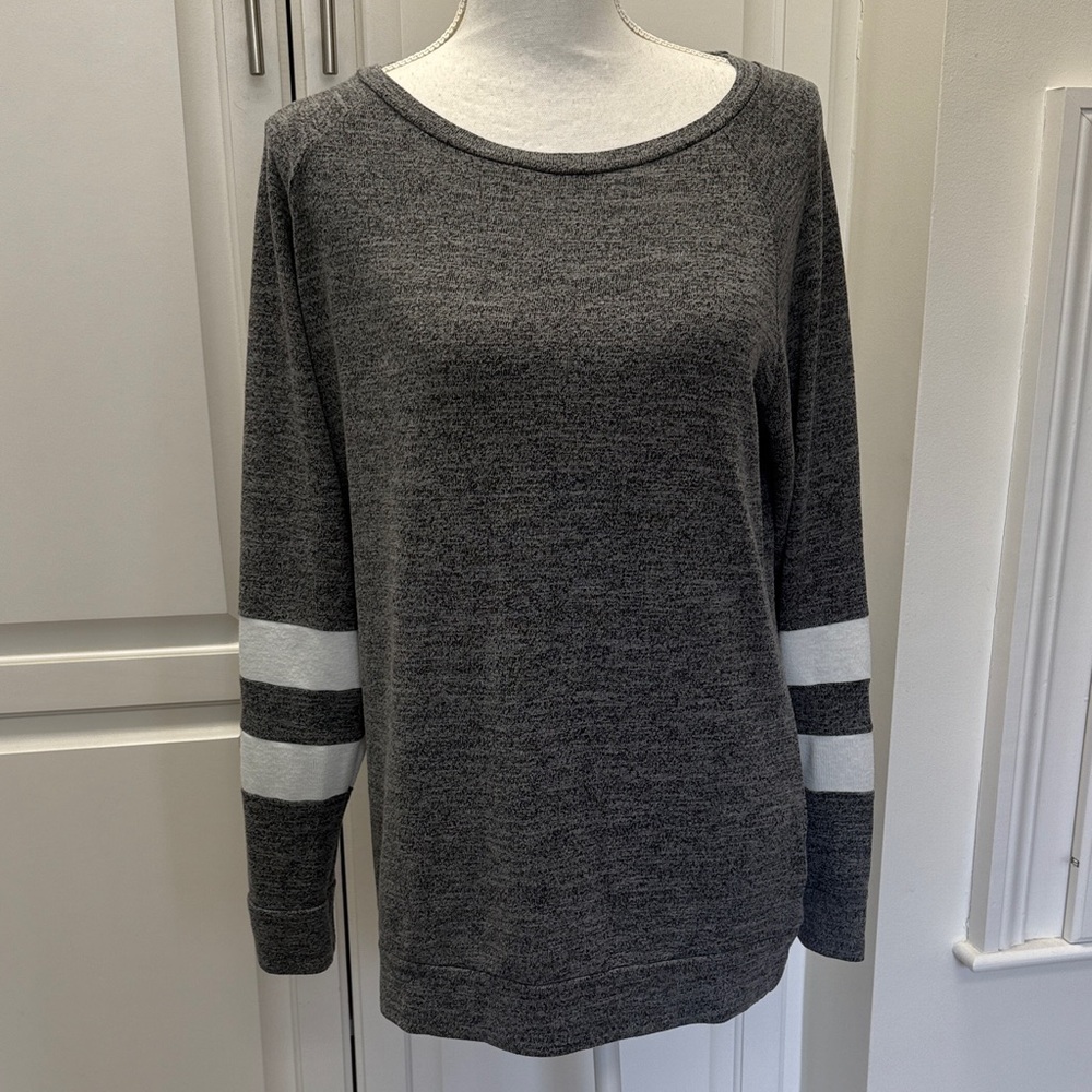 Cozy Dark Gray Top with White Sleeve Stripes